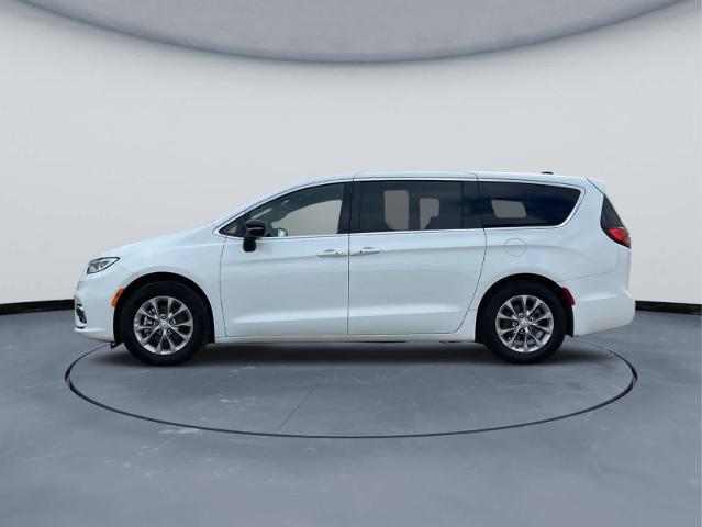 2026 Chrysler Pacifica - $35,627
