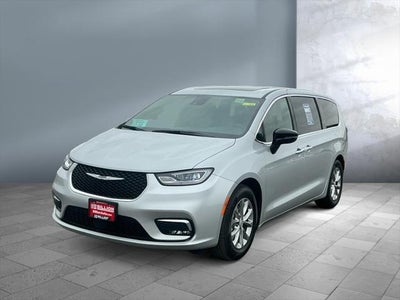 2026 Chrysler Pacifica Limited 4DR Mini-Van