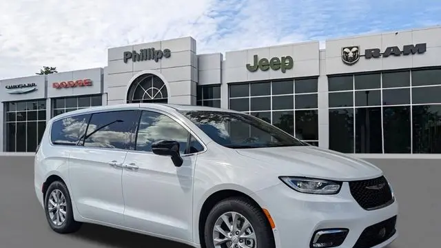 Preowned 2026 Chrysler Pacifica Limited for Sale