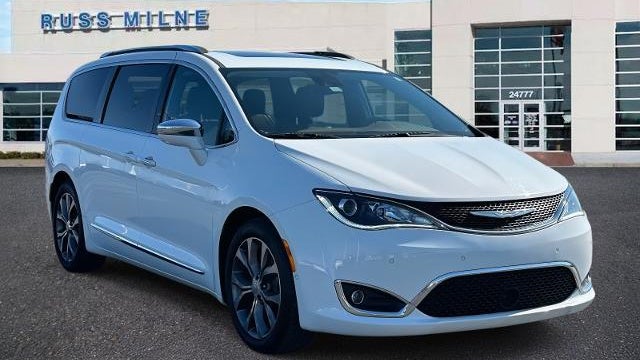 Preowned 2017 Chrysler Pacifica Limited for Sale