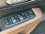 2017 Pacifica Thumbnail 16