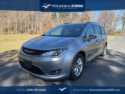 Photo of a 2020 Chrysler Pacifica Limited 4DR Mini-Van for sale