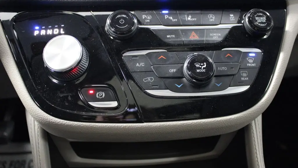 2022 Chrysler Pacifica Limited