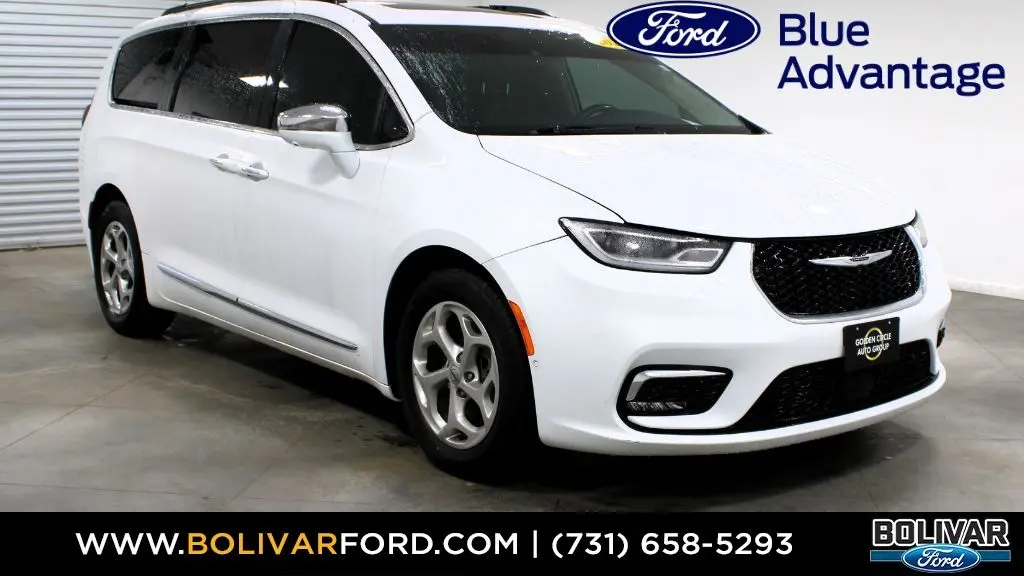 Preowned 2022 Chrysler Pacifica Limited for Sale