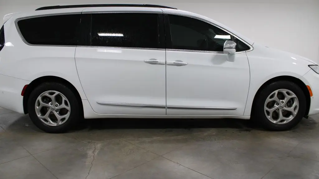 2022 Chrysler Pacifica Limited