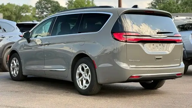 2023 Chrysler Pacifica Limited