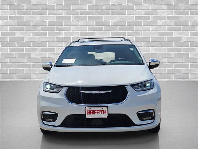2023 Chrysler Pacifica - $24,360