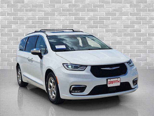 2023 Chrysler Pacifica - $24,360