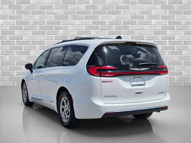 2023 Chrysler Pacifica - $24,360