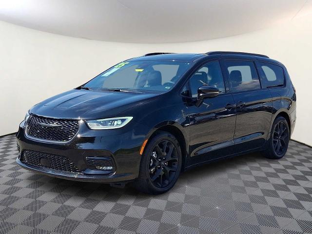 2025 Chrysler Pacifica - $32,988