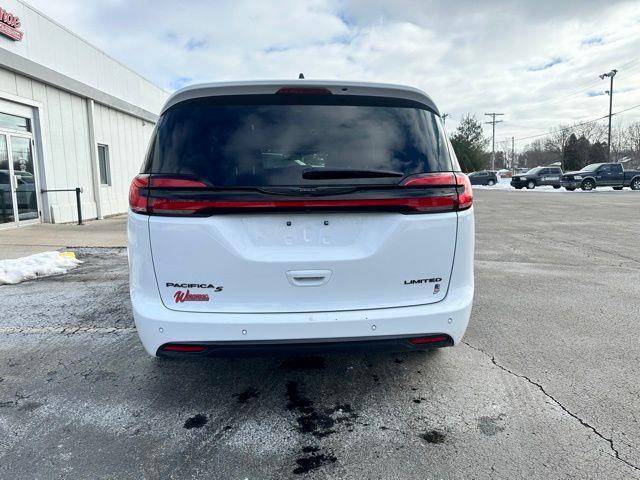 2025 Chrysler Pacifica
