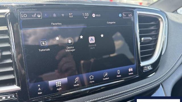 2025 Chrysler Pacifica Limited