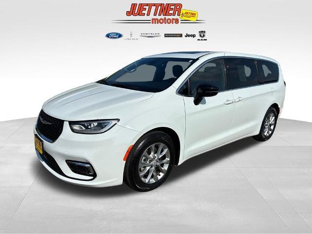 2026 Chrysler Pacifica - $34,995