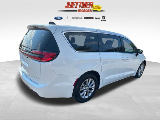 2026 Chrysler Pacifica - $34,995