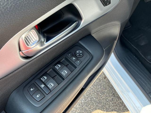 2026 Chrysler Pacifica - $34,995
