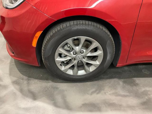 2026 Chrysler Pacifica - $32,955