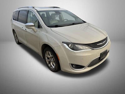 Photo of a 2019 Chrysler Pacifica Limited 35TH Anniversary 4DR Mini-Van for sale