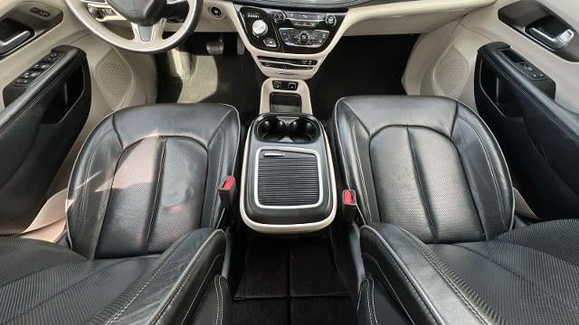 2019 Chrysler Pacifica Limited 35th Anniversary
