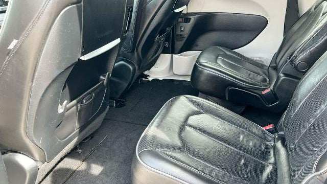 2019 Chrysler Pacifica Limited 35th Anniversary
