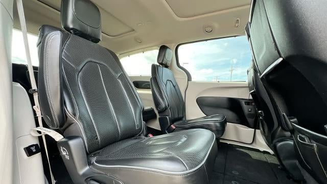 2019 Chrysler Pacifica Limited 35th Anniversary