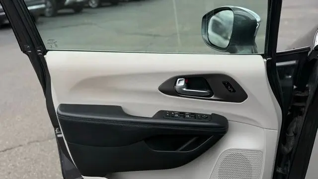 2019 Chrysler Pacifica Limited 35th Anniversary