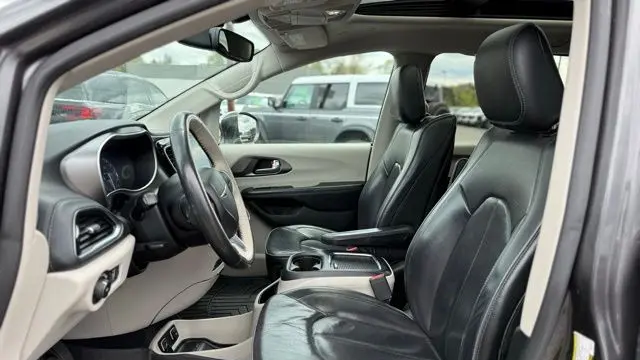 2019 Chrysler Pacifica Limited 35th Anniversary