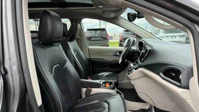 2019 Chrysler Pacifica Limited 35th Anniversary
