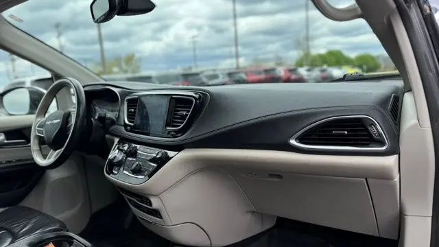 2019 Chrysler Pacifica Limited 35th Anniversary
