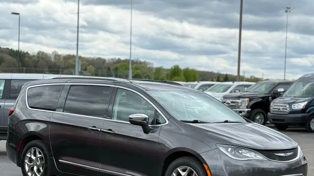 2019 Chrysler Pacifica Limited 35th Anniversary