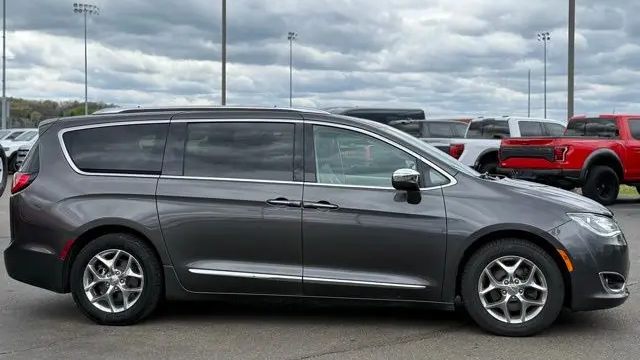 2019 Chrysler Pacifica Limited 35th Anniversary