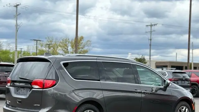 2019 Chrysler Pacifica Limited 35th Anniversary