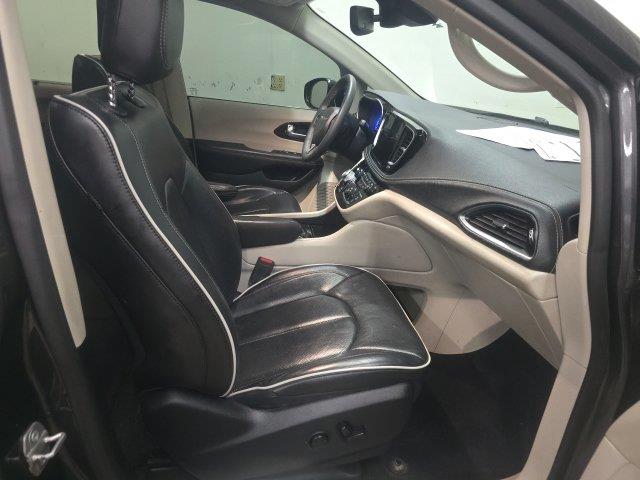 2022 Chrysler Pacifica - $22,860