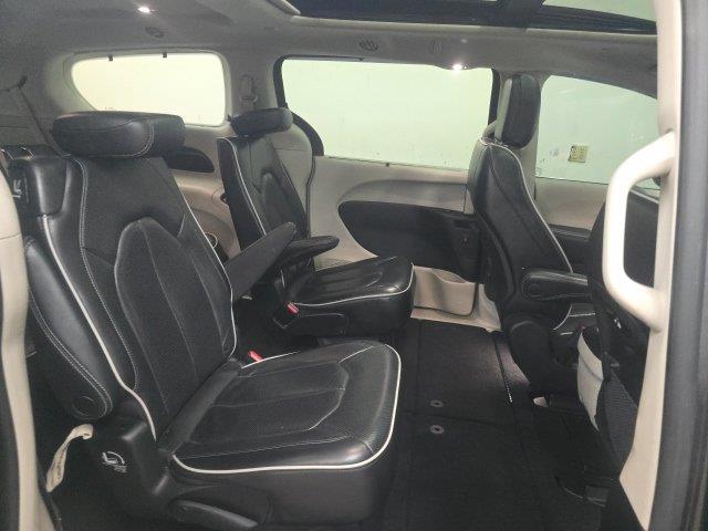 2022 Chrysler Pacifica - $22,860