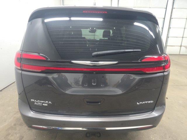 2022 Chrysler Pacifica - $22,860