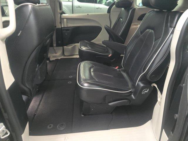 2022 Chrysler Pacifica - $22,860