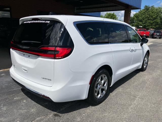 2024 Chrysler Pacifica - $31,562