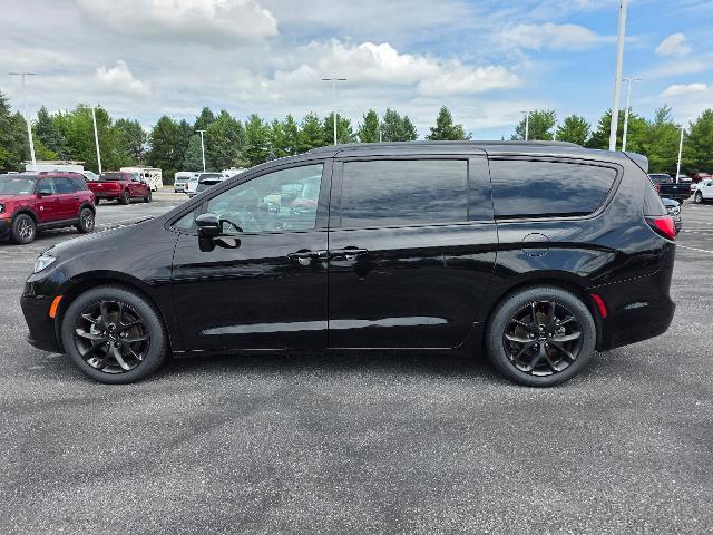 2025 Chrysler Pacifica