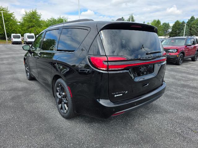 2025 Chrysler Pacifica