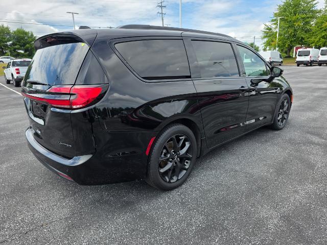 2025 Chrysler Pacifica