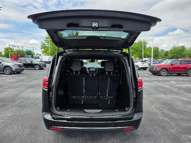 2025 Chrysler Pacifica