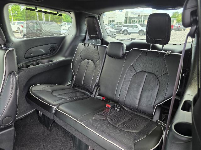 2025 Chrysler Pacifica