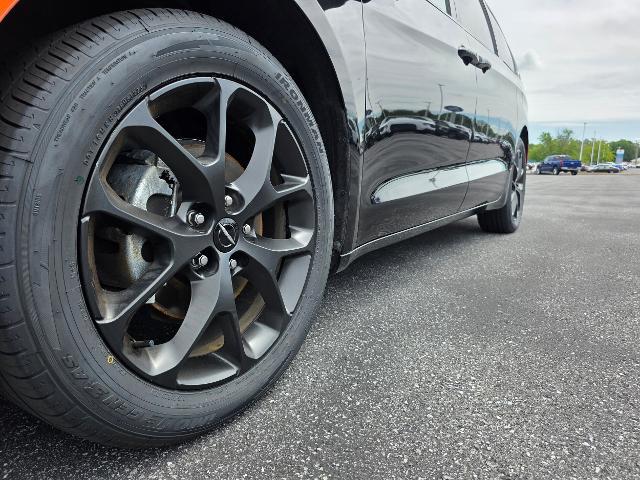 2025 Chrysler Pacifica