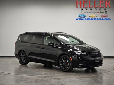 2025 Chrysler Pacifica Limited 4DR Mini-Van