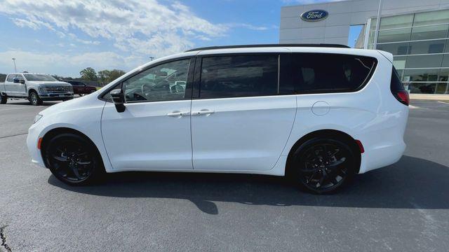 2025 Chrysler Pacifica - $31,119