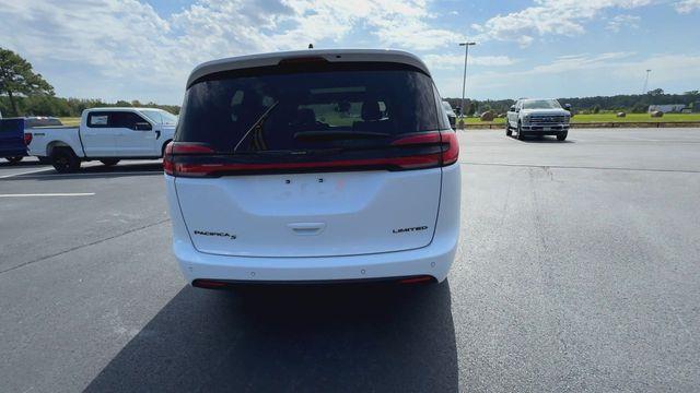 2025 Chrysler Pacifica - $30,119