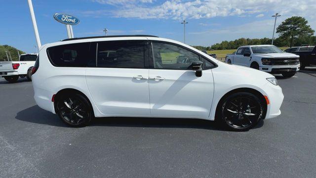2025 Chrysler Pacifica - $31,119
