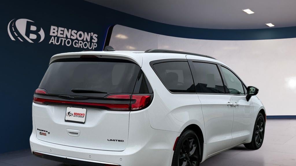 2025 Chrysler Pacifica Limited