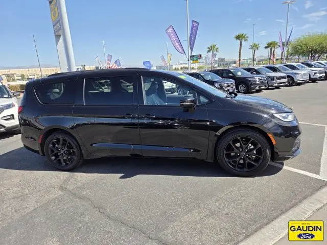 2025 Chrysler Pacifica - $27,216