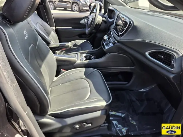 2025 Chrysler Pacifica - $27,216