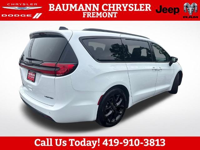 2026 Chrysler Pacifica - $32,860